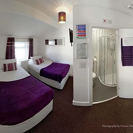 Ardern Hotel-2
